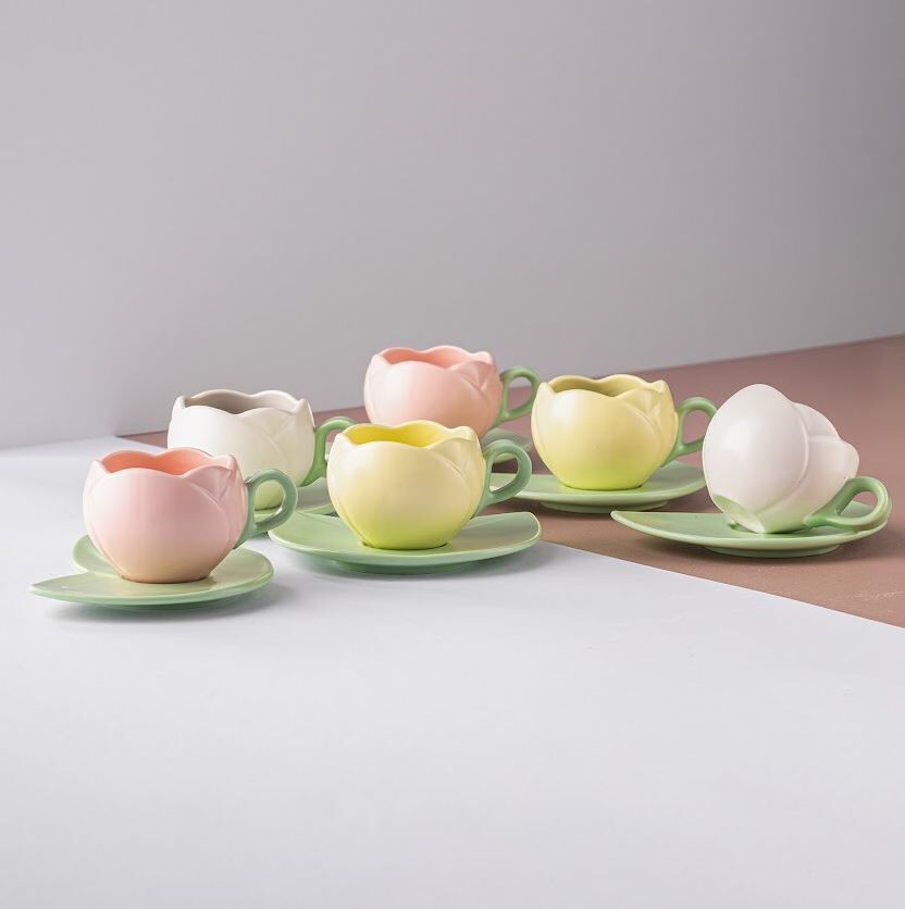 İstanbul Porselen Lale 6 Kişilik Kahve Fincan Takımı 90 Ml - Görsel 1