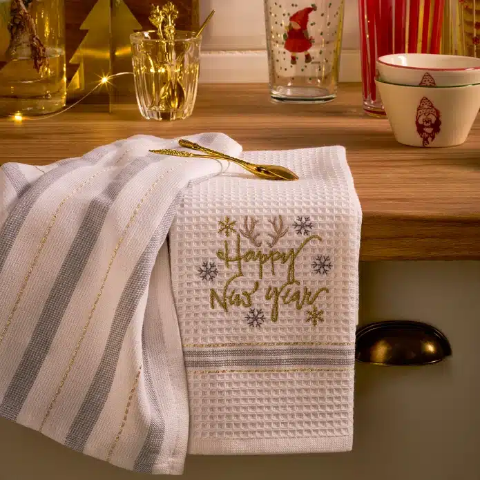 Emsan New Year 2&Amp;Amp;Apos;Li Kurulama Bezi